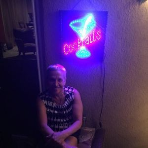 Meet your Posher, Ana